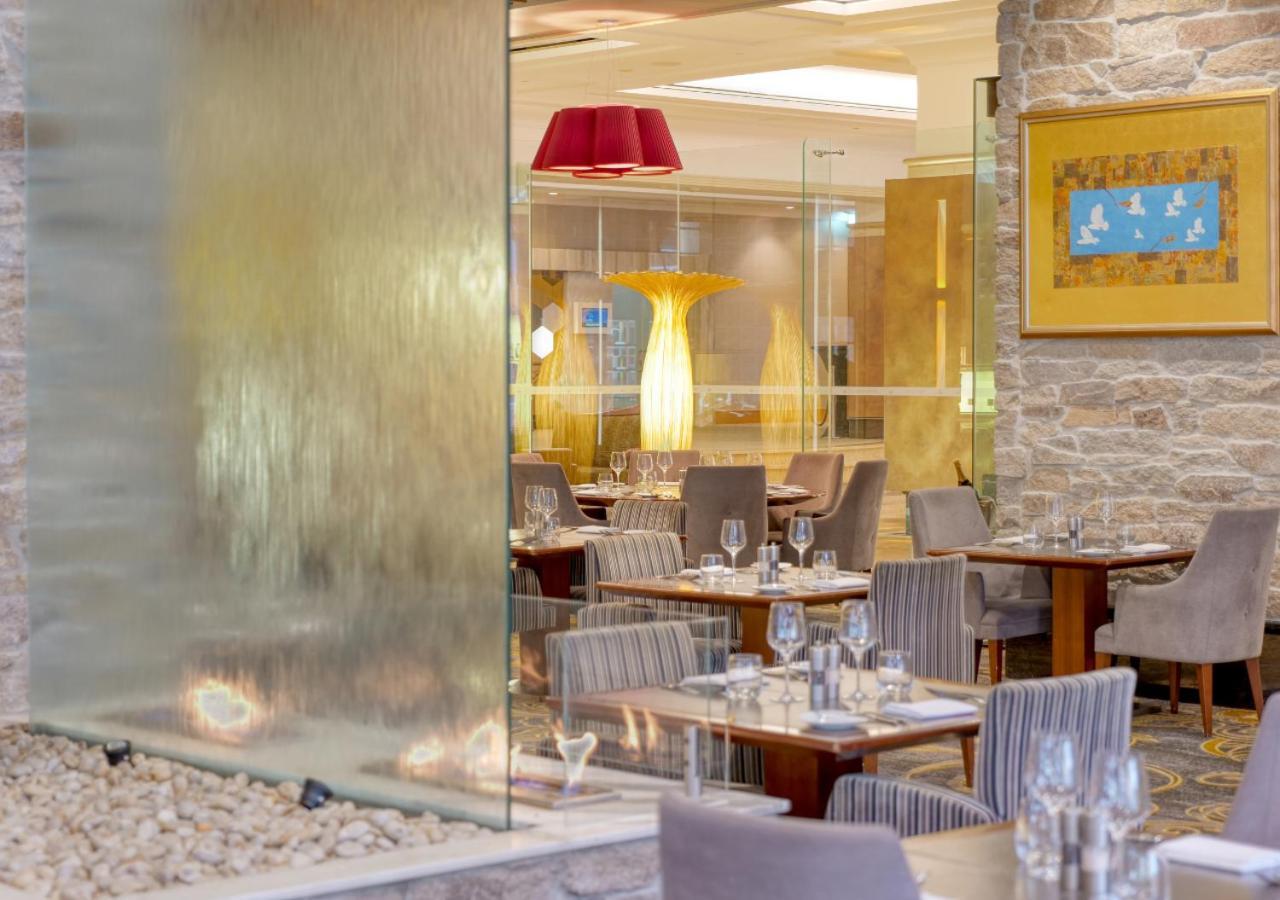 โรงแรมดักซ์ทัน เพิร์ท ภายนอก รูปภาพ The restaurant