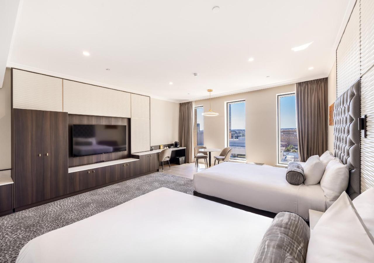 โรงแรมดักซ์ทัน เพิร์ท ภายนอก รูปภาพ Deluxe Suite